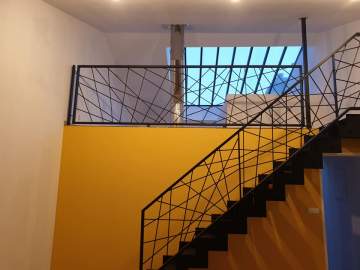 Création de mobilier sur-mesure en métal à Mazamet