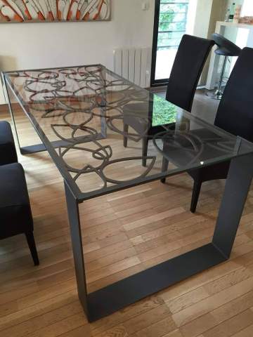 Création de mobilier sur-mesure en métal à Mazamet